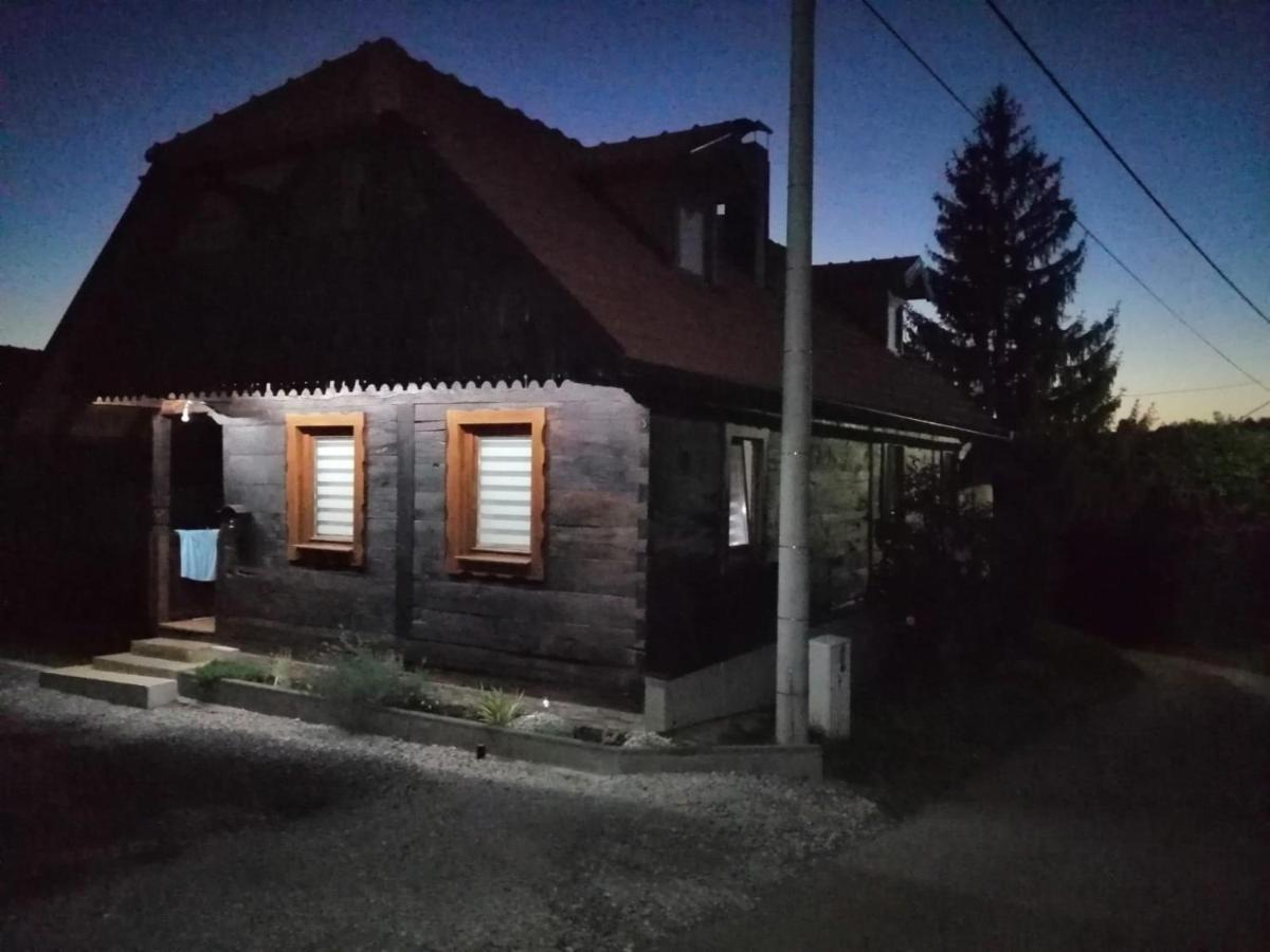 Appartamento Kuca Za Odmor Braco Donji Zvecaj Esterno foto